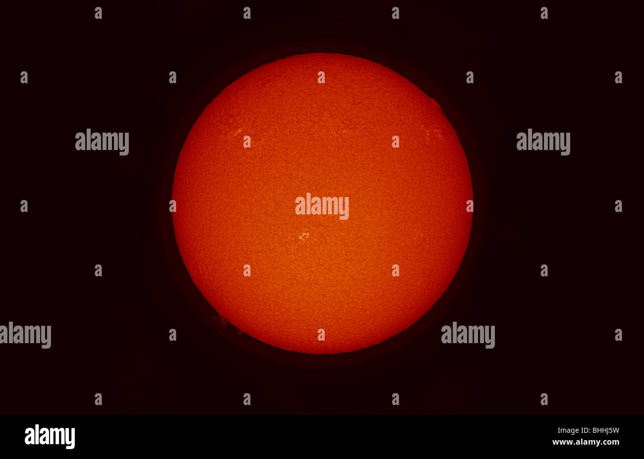 Die Sonne, unser nächster Stern, fotografiert mit Wasserstoff-Alpha Filter, 17.2.2010 Stockfoto