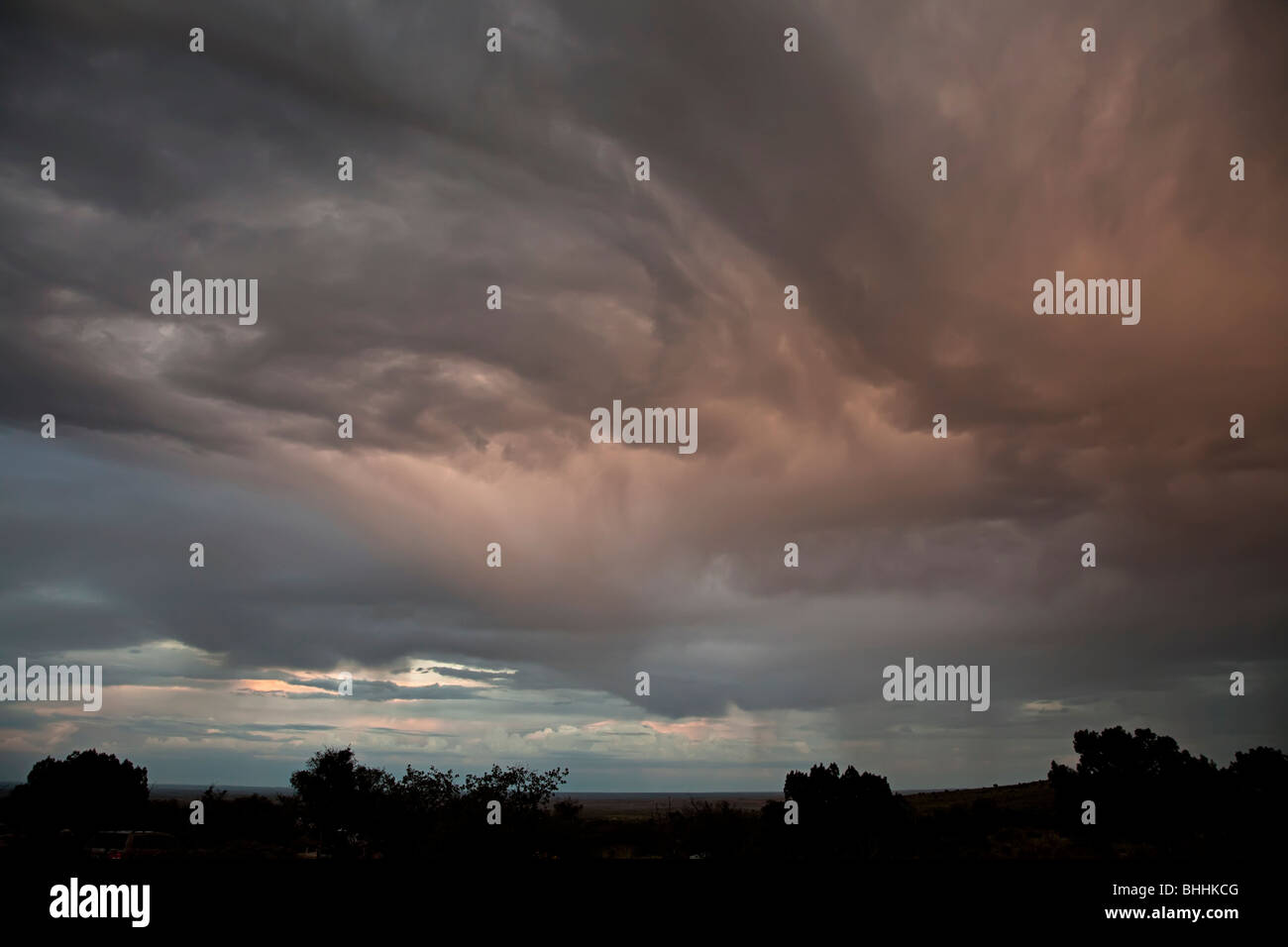 Gewitterwolken über Berge Guadalupe National Park in Texas USA Stockfoto