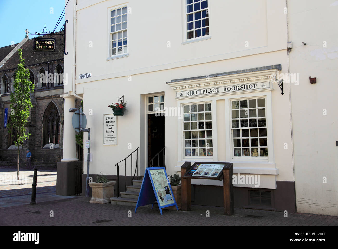 Der Geburtsort von Dr. Johnson, heute ein Museum und Buchhandlung, Market Street, Lichfield, Staffordshire Stockfoto