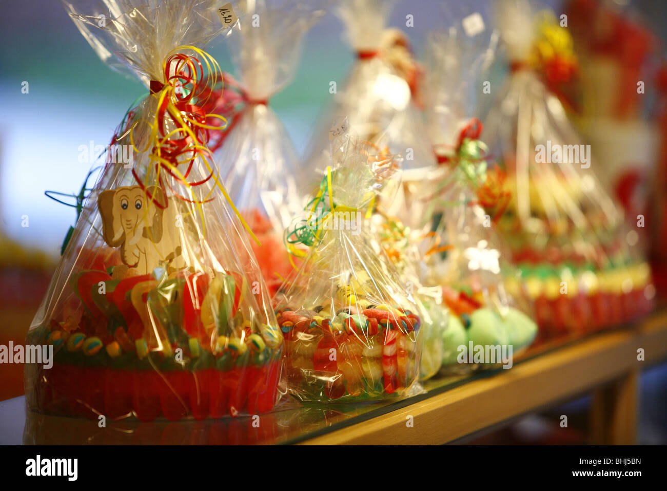 Körbe mit Süßigkeiten Stockfoto