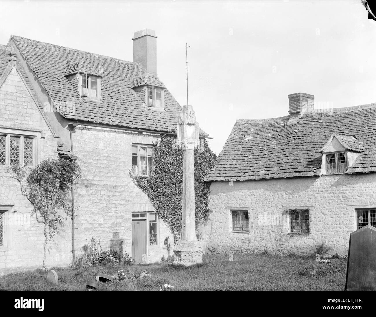 St. Marys Church, Cricklade, Wiltshire, c1860-c1922. Künstler: Henry Verspottung Stockfoto