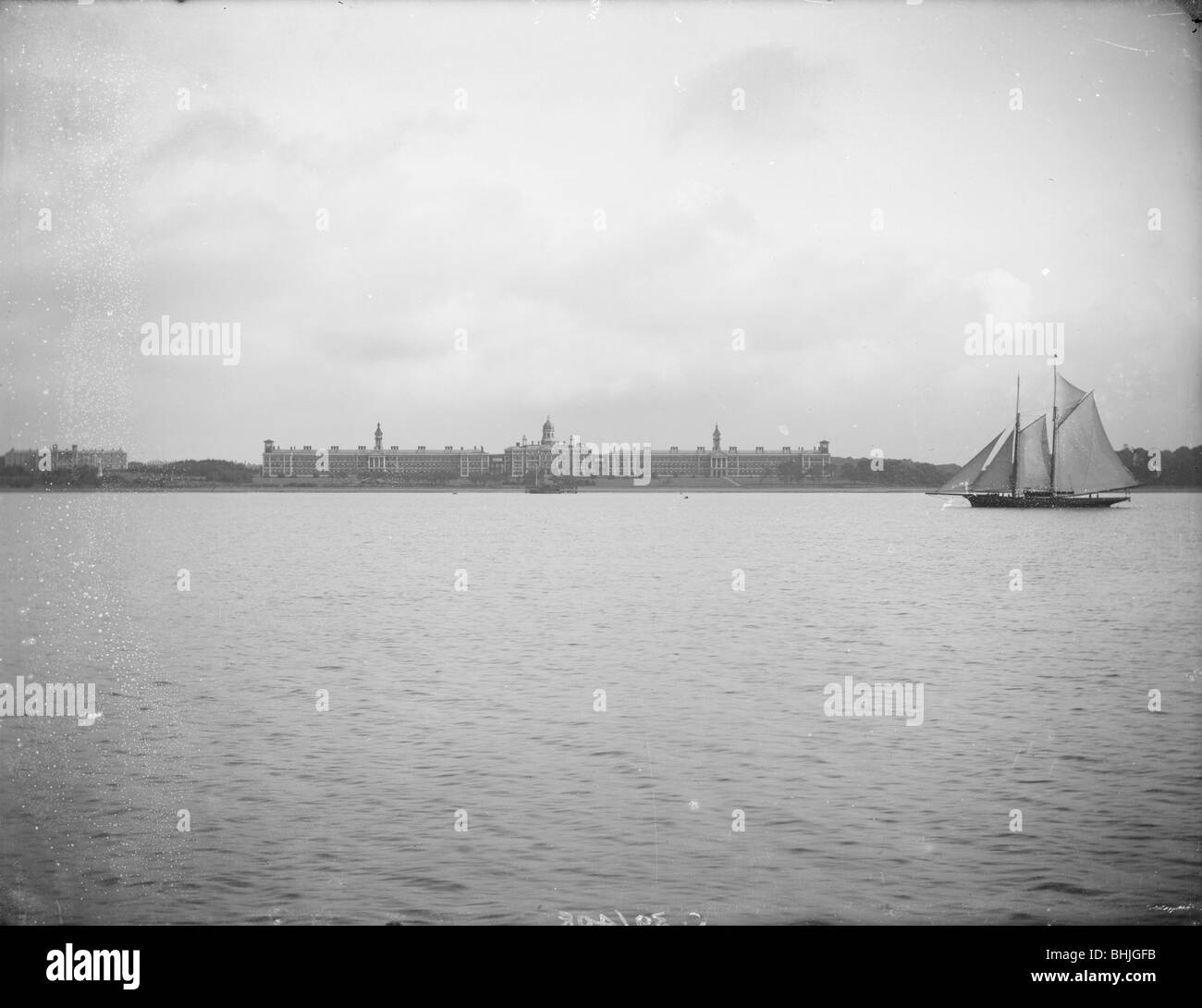 Royal Victoria Hospital, Pathologie, Hampshire betrachtet von Southampton Water, c1878. Künstler: Henry Verspottung Stockfoto