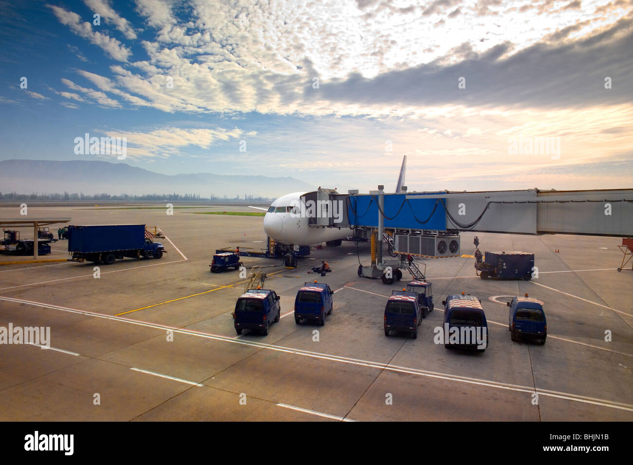 Flugzeug auf dem Flughafen von Santiago, Chile, Südamerika Stockfoto