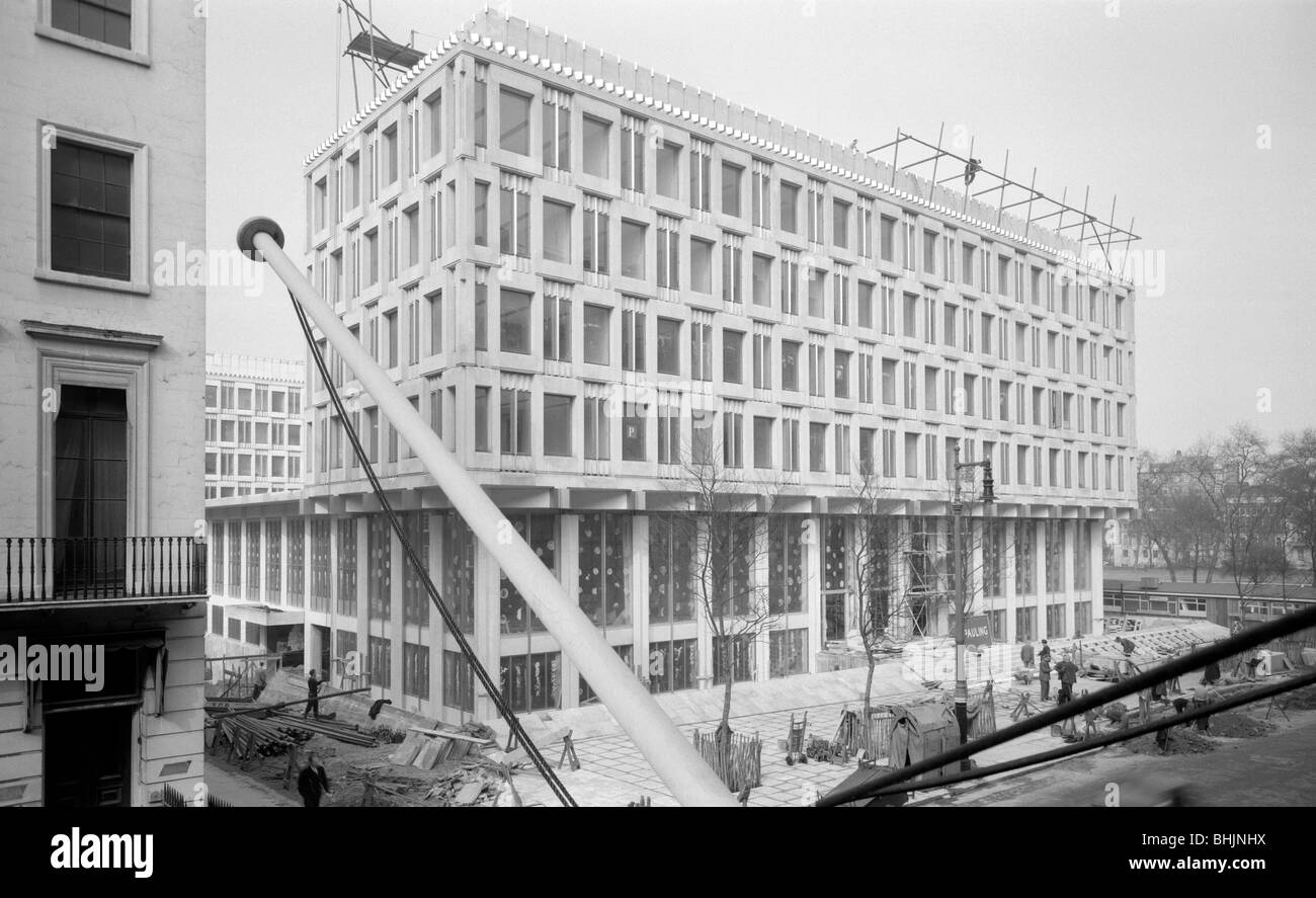 Vereinigte Staaten Botschaft, Grosvenor Square, London, 1958-1961. Künstler: Eric de Maré Stockfoto