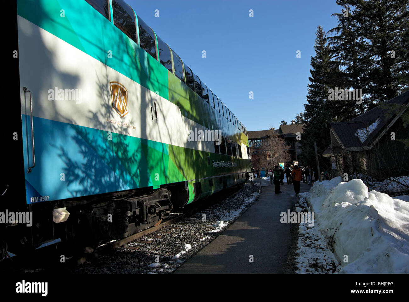 Rocky Mountaineer Kuppel Pkw im verschneiten Whistler Bahnhof während der Olympischen Winterspiele 2010 Stockfoto