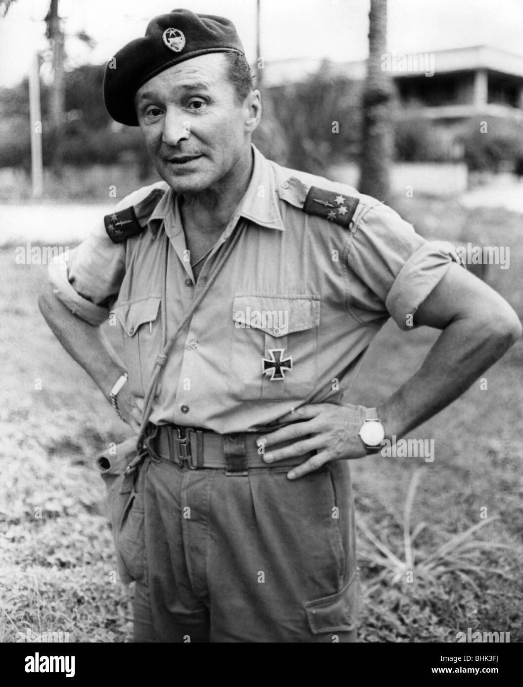 Geografie/Reisen, Kongo, Ereignisse, Simba-Aufstand 1964 - 1965, Söldner, Oberstleutnant Fernando Calistrat aus Rumänien, Dezember 1964, Militär, Kongokrise, Bürgerkrieg, Afrika, Demokratische Republik Kongo, 20. Jahrhundert, historisch, historisch, Medaille, Eisernes Kreuz, 1960er Jahre, Menschen, Stockfoto