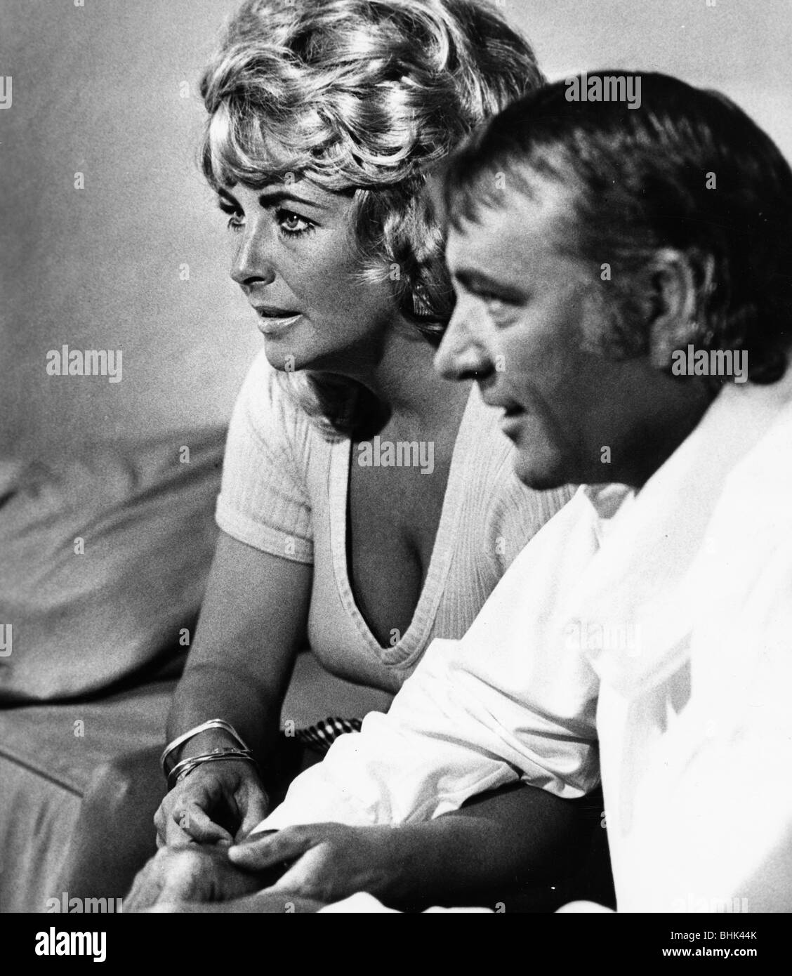 Richard Burton (1924-1985) und Elizabeth Taylor (1932), britischer Schauspieler, 1972. Artist: Unbekannt Stockfoto