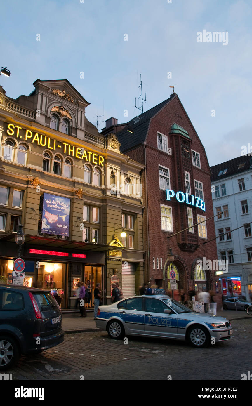St.-Pauli-Theater, Davidwache, Reeperbahn, St. Pauli, Hamburg, Deutschland Stockfoto