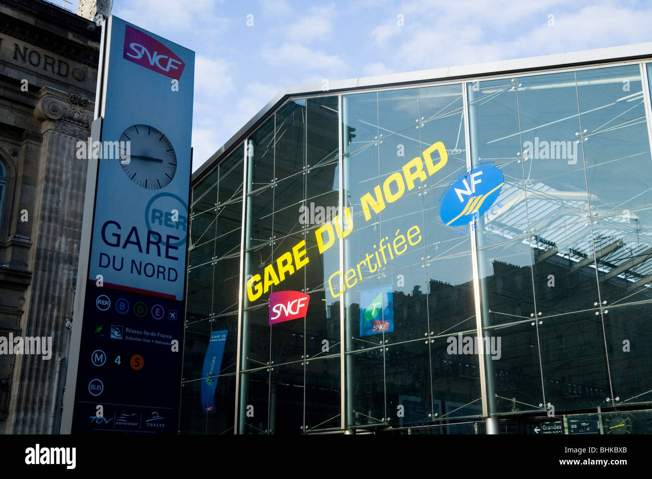 Moderne Erweiterung des Bahnhofs Gare Du Nord in Paris, Frankreich. Stockfoto