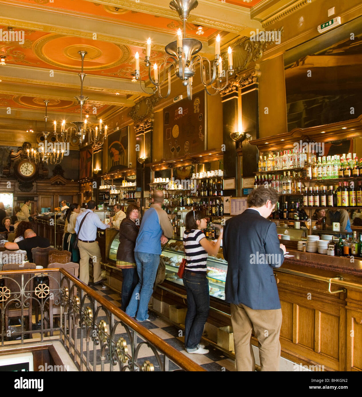 Brasileira Cafe Chiado Lissabon Cafe/Bar Stockfotografie