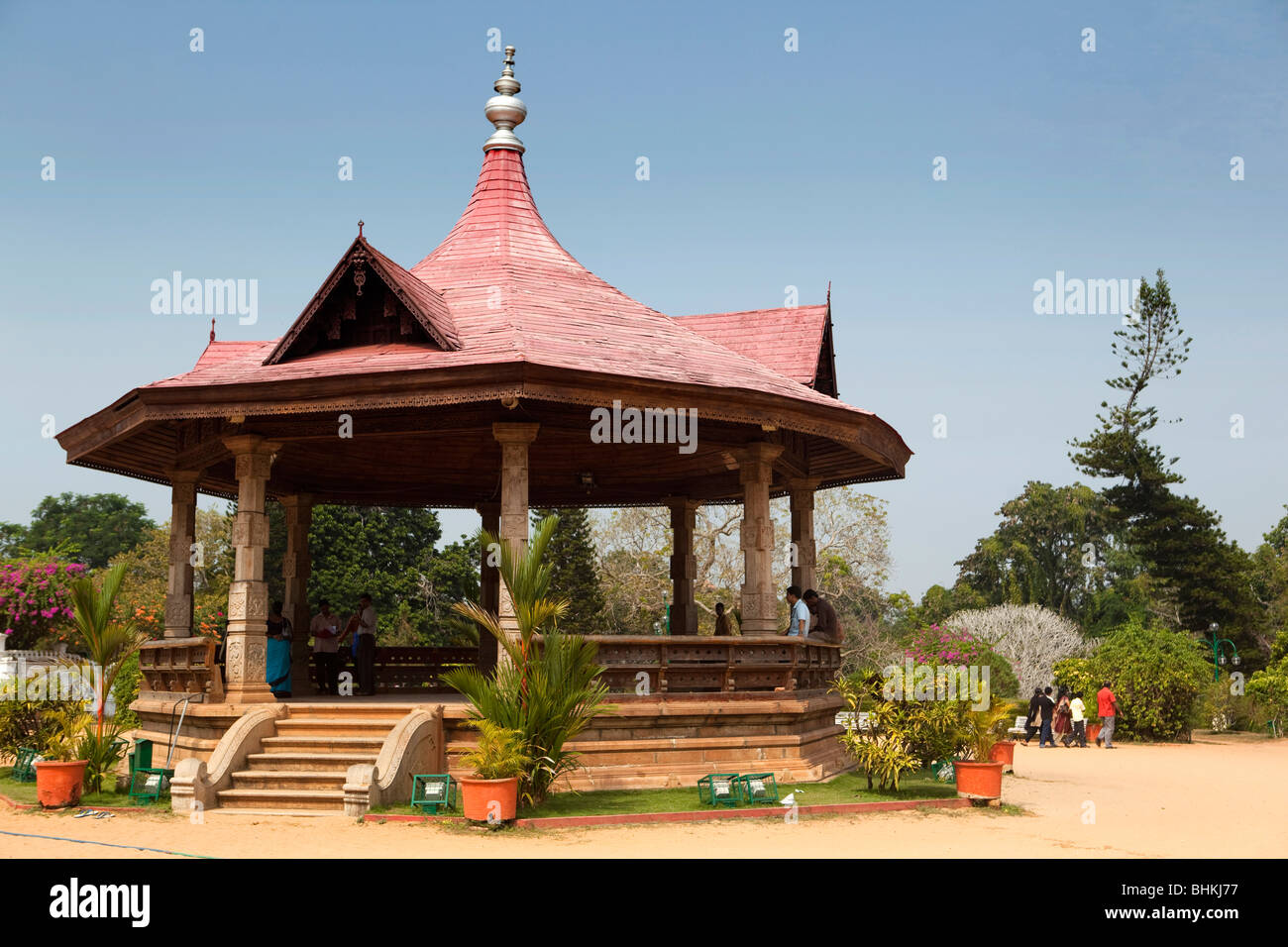 Indien, Kerala, Thiruvananthapuram (Trivandrum), öffentlichen Park, Pavillon in der Nähe von Napier Museum Stockfoto