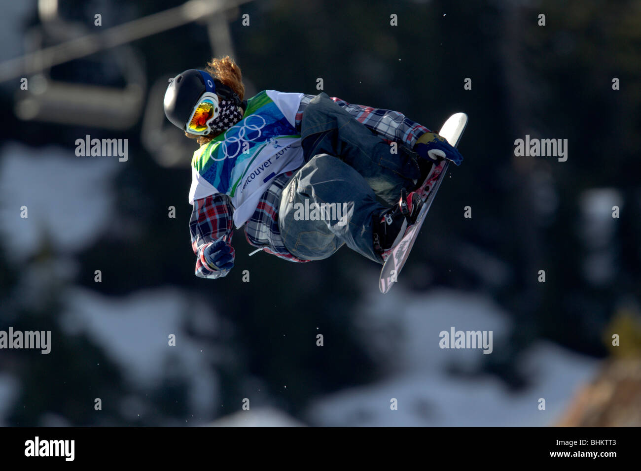 Shaun White (USA), Gewinner der Goldmedaille im Wettbewerb bei den Olympischen Winterspielen 2010 in die Männer Snowboard Halfpipe Stockfoto