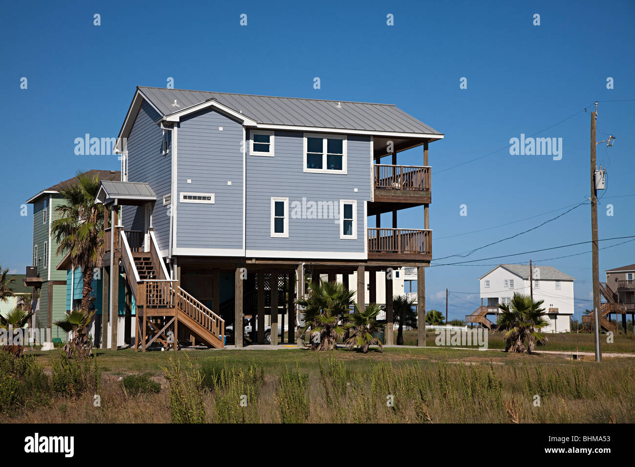 Holzhaus auf Stelzen am Strand Galveston Texas USA Stockfoto