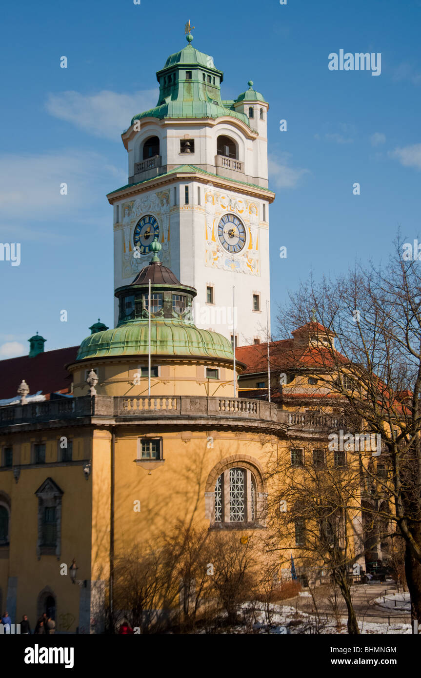 Die Jugendstil-Architektur des Volksbad in München Stockfoto