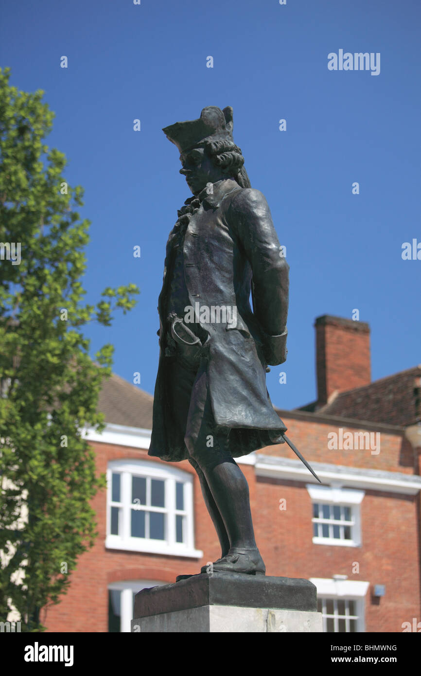 Statue von James Boswell auf dem Marktplatz, Lichfield. Er war der Biograph von Samuel Johnson, geboren in Lichfield. Stockfoto