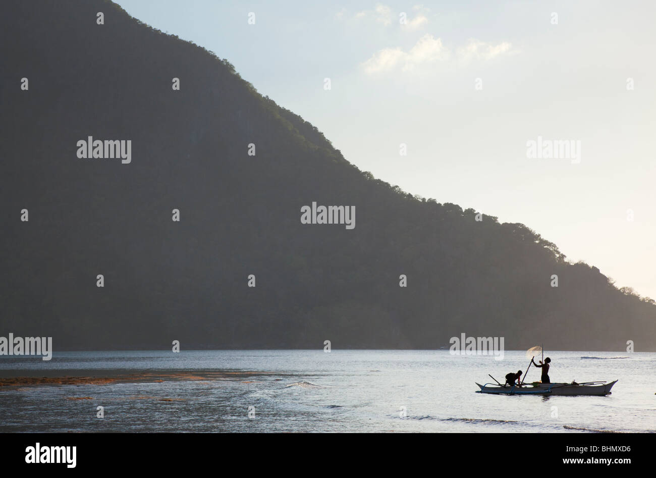 Fischer Netz vor Cadlao Insel vorbereiten: El Nido; Bacuit Bay; Palawan; Philippinen Stockfoto