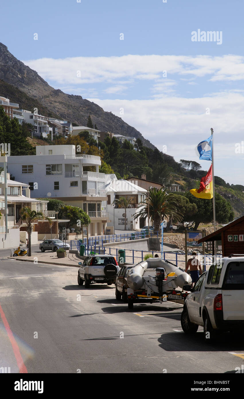 Gordons Bay Südafrika gewählt, ein Strand mit blauer Flagge und eines südlichen Afrika am besten gelegenen Resorts False Bay in der Provinz Westkap Stockfoto