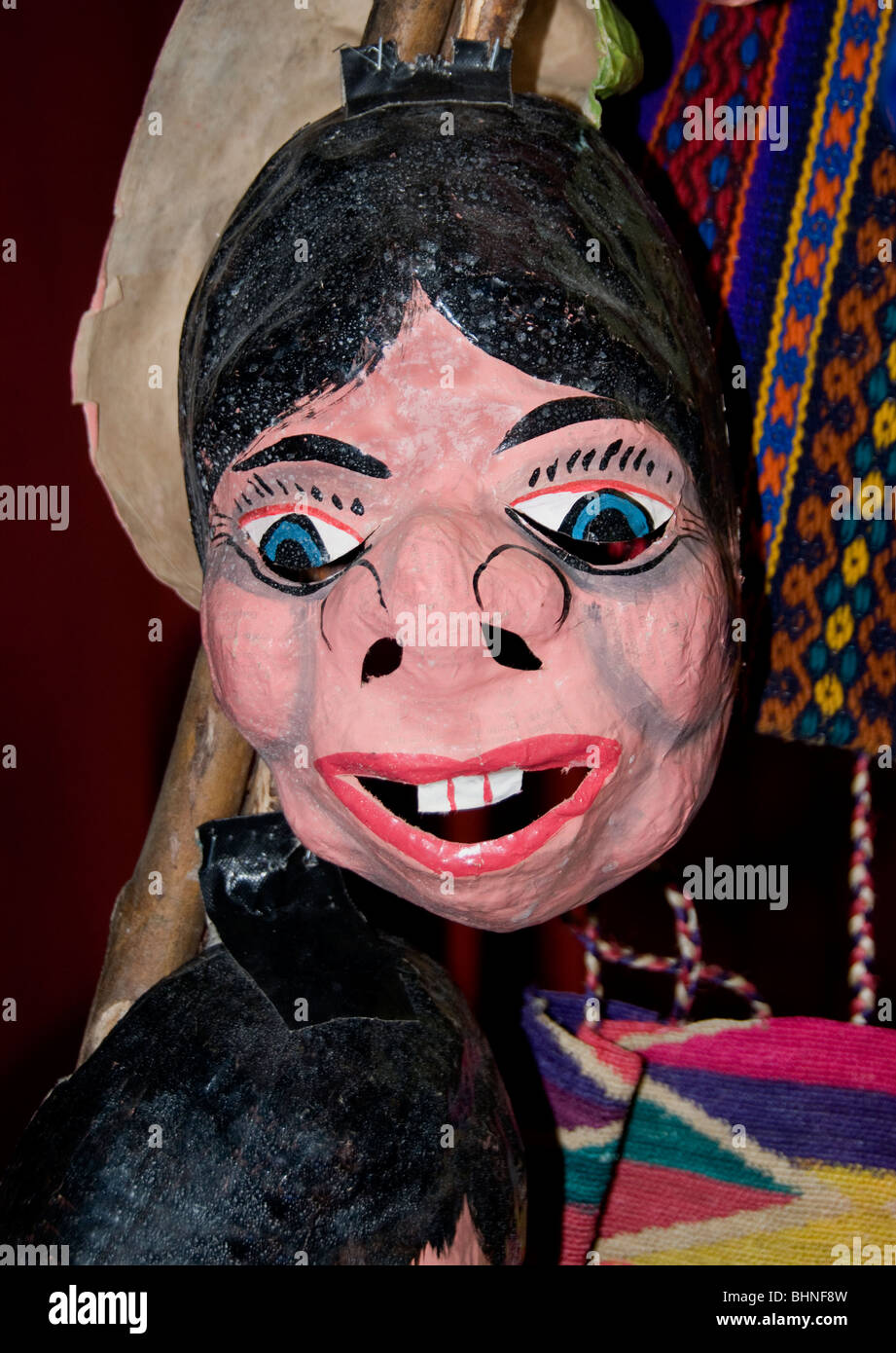 Flohmarkt Mischung von Süd- und mittelamerikanischen Puppe Marionette dummy Mädchen Mädchen Puppen Puppen Stockfoto