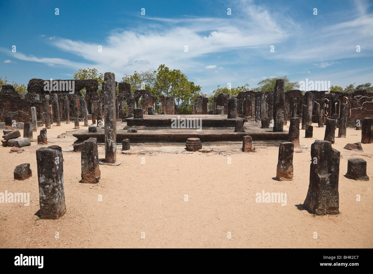 Säulen. Die Ruinen. Antiken Stadt Polonnaruwa. Sri Lanka Stockfoto