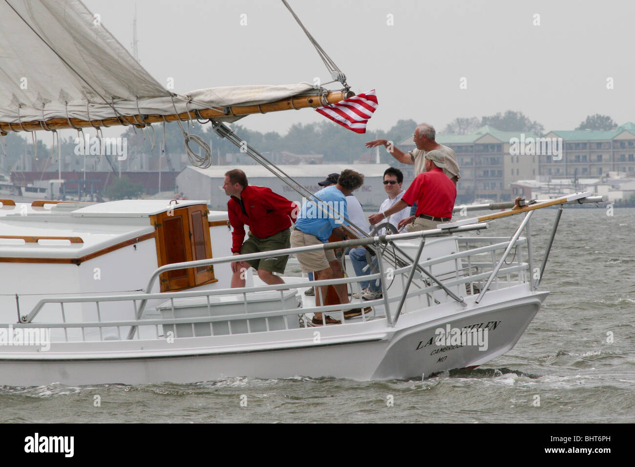 Skipjack LADY HELEN nach der jährlichen Skipjack-Rennen Stockfoto