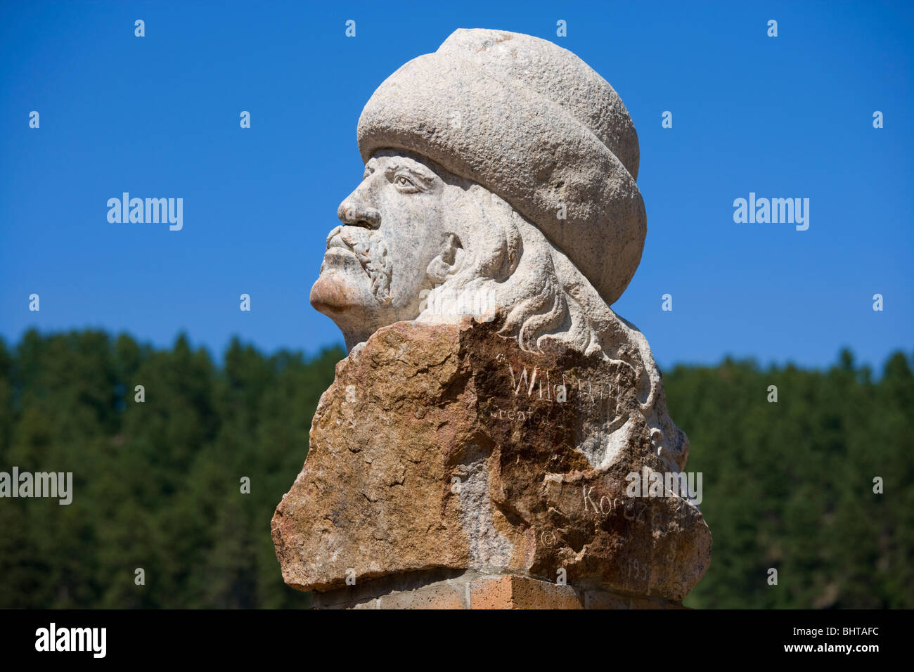 Granit-Büste von Wild Bill Hickok in Deadwood, South Dakota, von dem Bildhauer Korczak Ziółkowski. Stockfoto