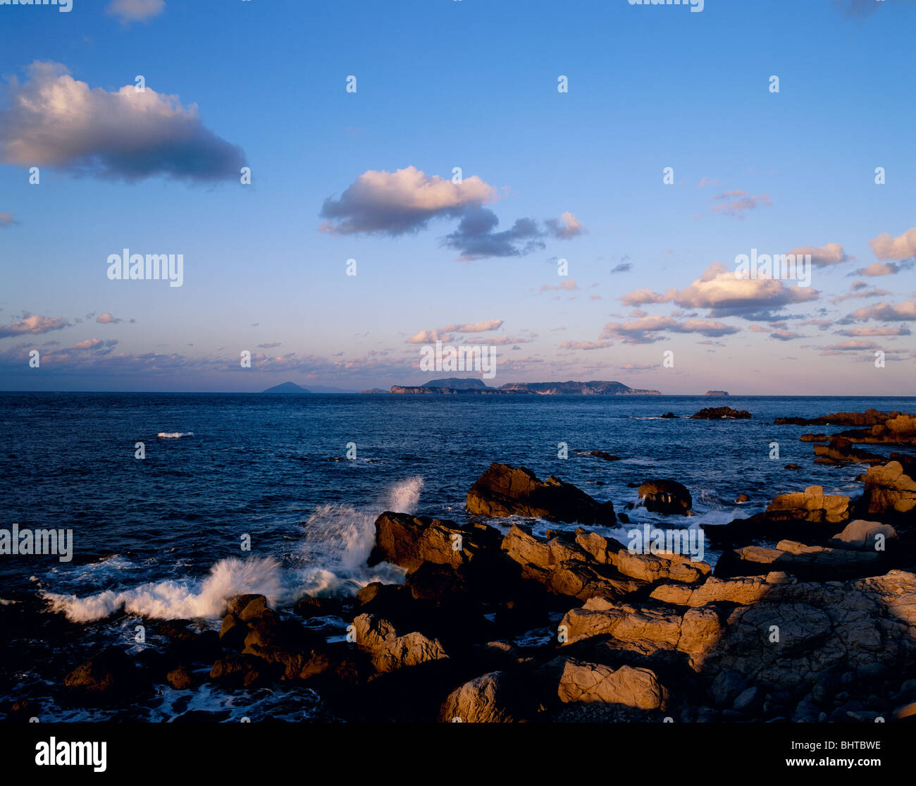 Niijima und Shikinejima Island, Kouzushima, Tokyo, Japan
