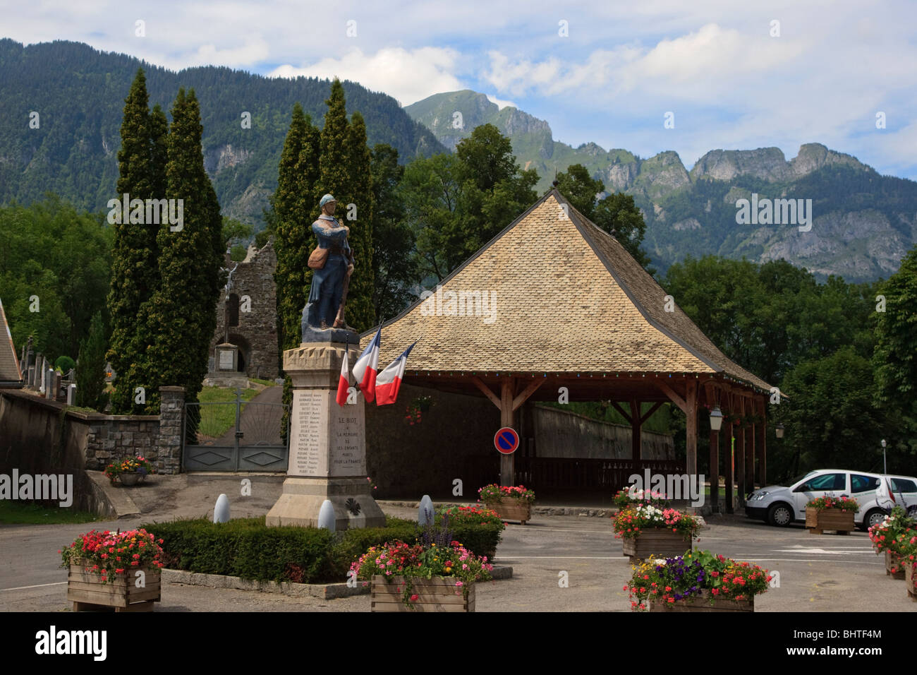 Kriegsdenkmal in der alpinen le Biot in der Region Haute Savoie Frankreich Stockfoto