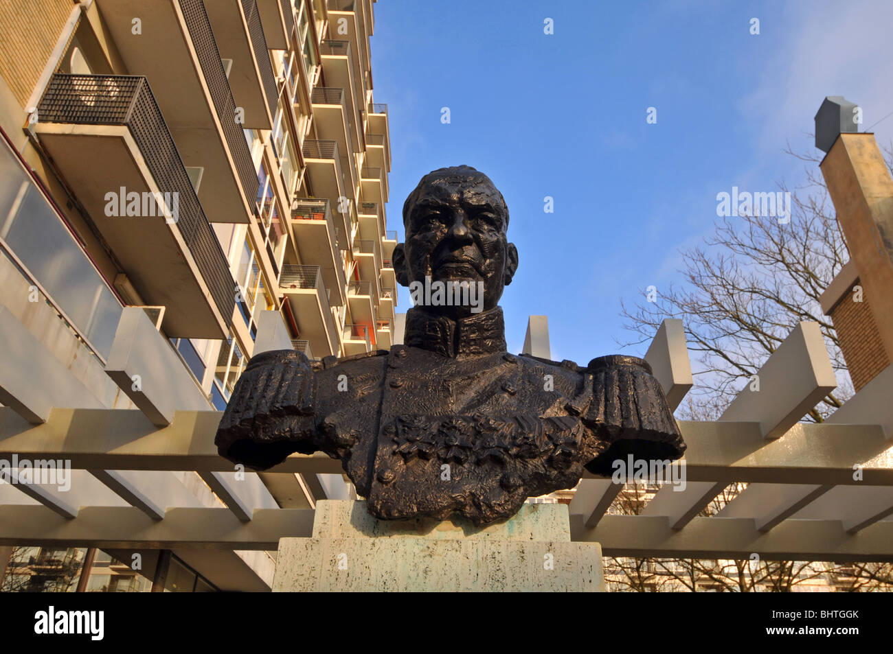 Statue von Admiral Karel Willem Frederik Marie Doorman in Rotterdam, Holland, Niederlande Stockfoto