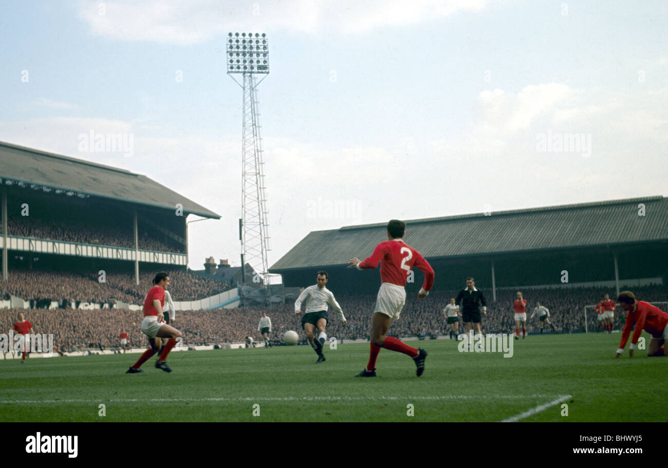 Englische League Division One übereinstimmen, White Hart Lane Tottenham Hotspur 5, Manchester United 1 Jimmy Greaves, Spurs Triebe Okt. 1965 Stockfoto