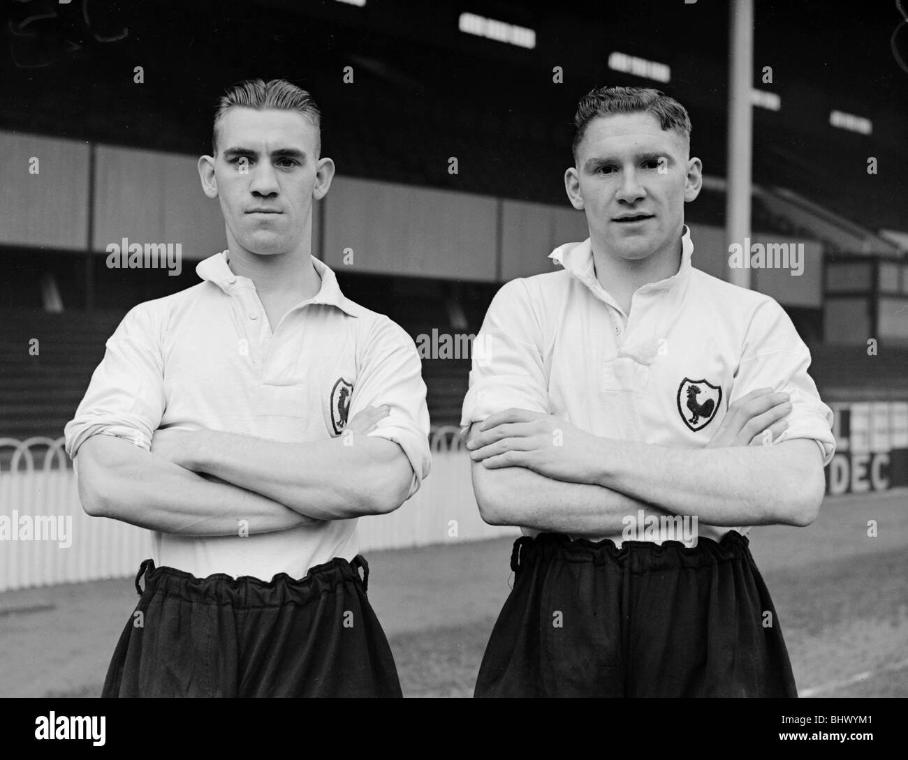 Tottenham Hotspurs Fußballer Bill Nicholson (links) und Fred Sargent, November 1938 Stockfoto
