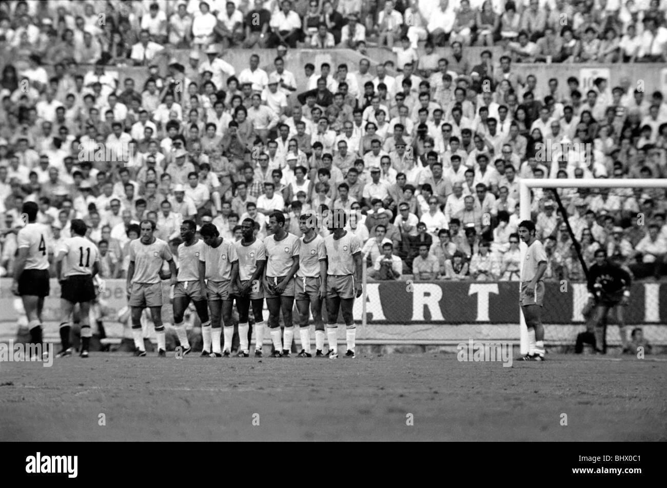 Brasilien-Uruguay: World Cup-Halbfinale. Juli 1970 70-5871-006 Stockfoto