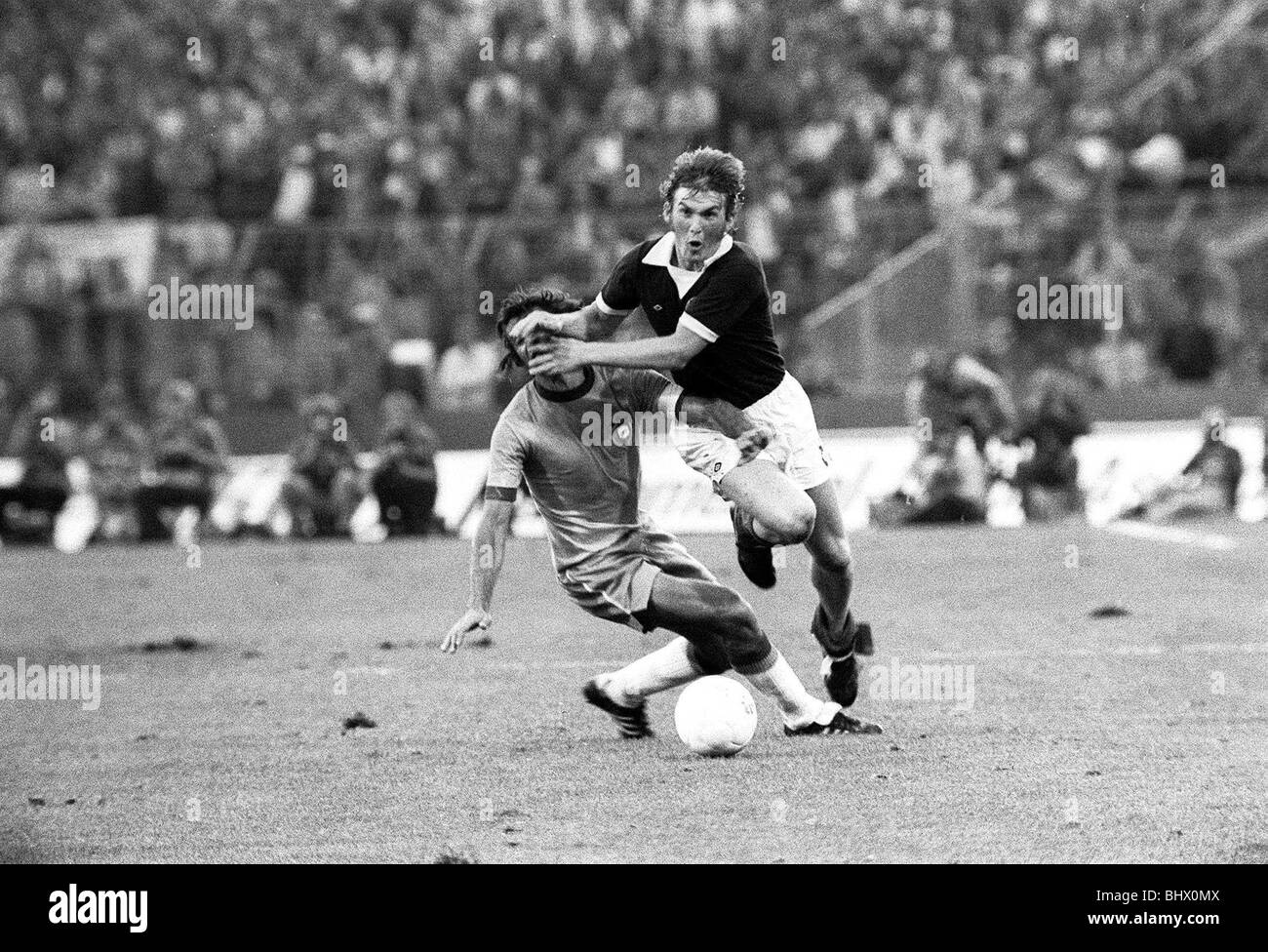 Fußball Schottland gegen Brasilien World Cup-Finale 1974 Kenny Dalglish in Aktion Stockfoto