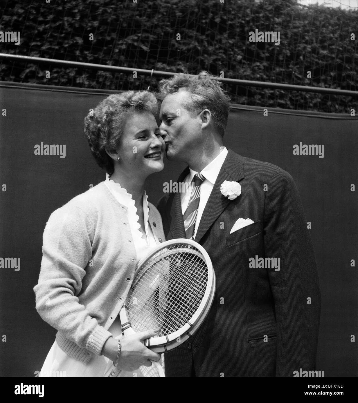 Tennis-Hochzeit - Miss Violette Rigollet Schweiz und Graf Aluensleben. D3366 Stockfoto