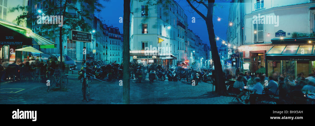 Ambiente Parisienne, Montmartre, Rue Paul Albert, Rue Muller, Rue Feutrier. Stockfoto