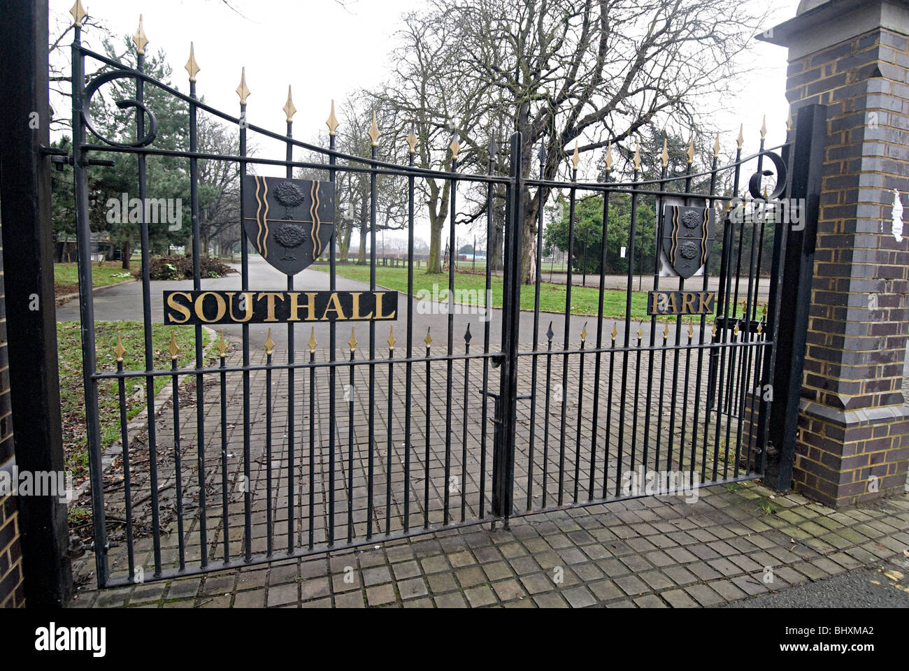 Southall Park Tore West london Stockfoto