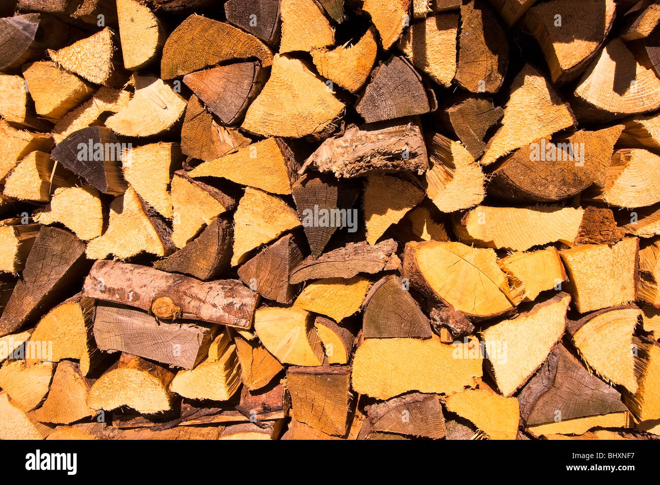 Haufen von Holz Stockfoto