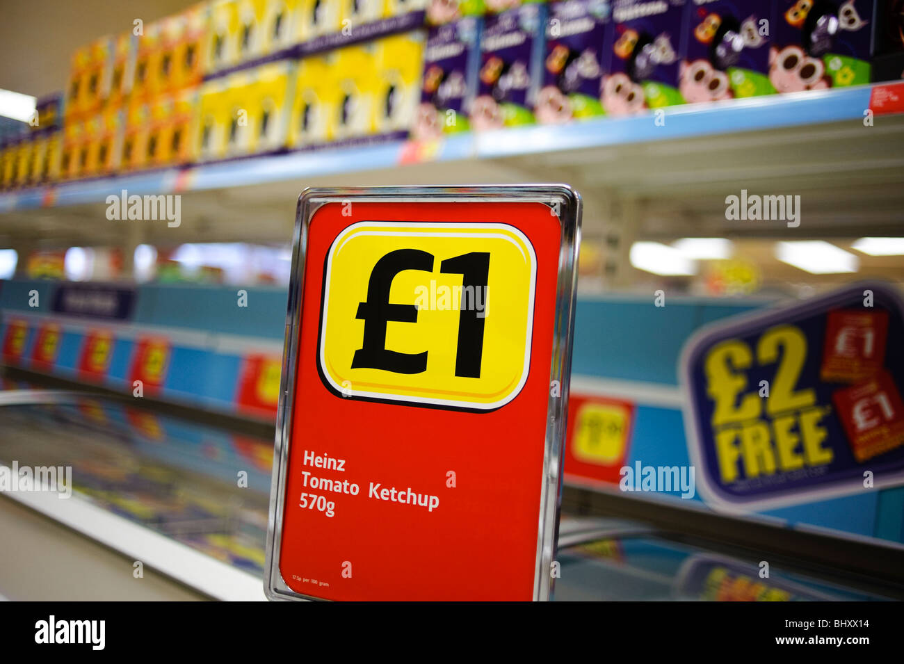 Ein Preis von £1 melden Sie sich an eine Island-gefrorene Lebensmittel-Supermarkt, UK Stockfoto