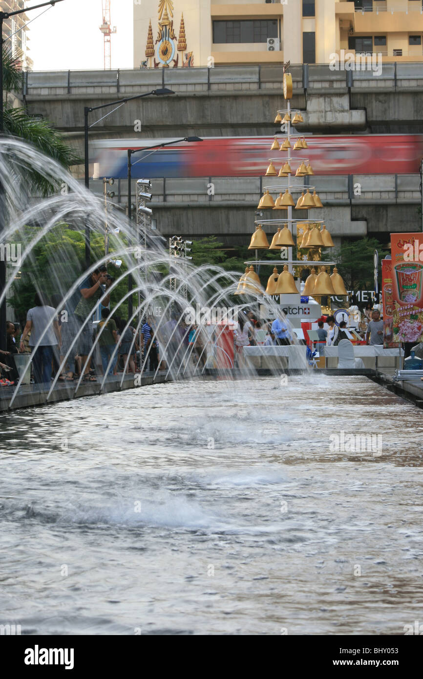 Brunnen im central World, Bangkok, Thailand. Stockfoto