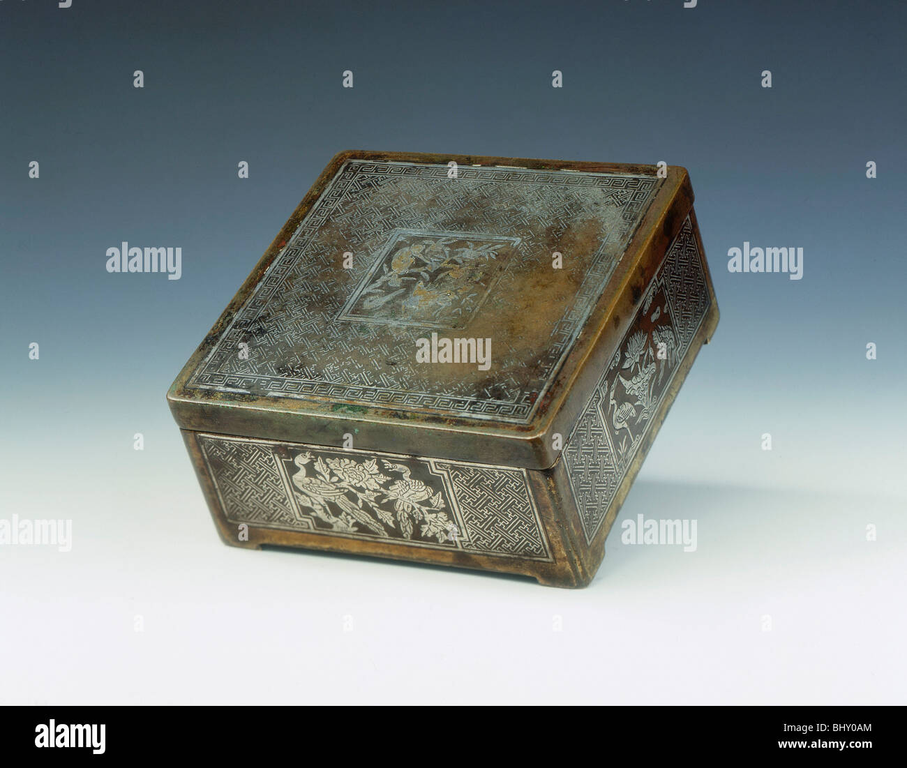 Bronze Dichtung paste Box mit silber Inlays, Ming Dynastie, China, 16. Artist: Unbekannt Stockfoto