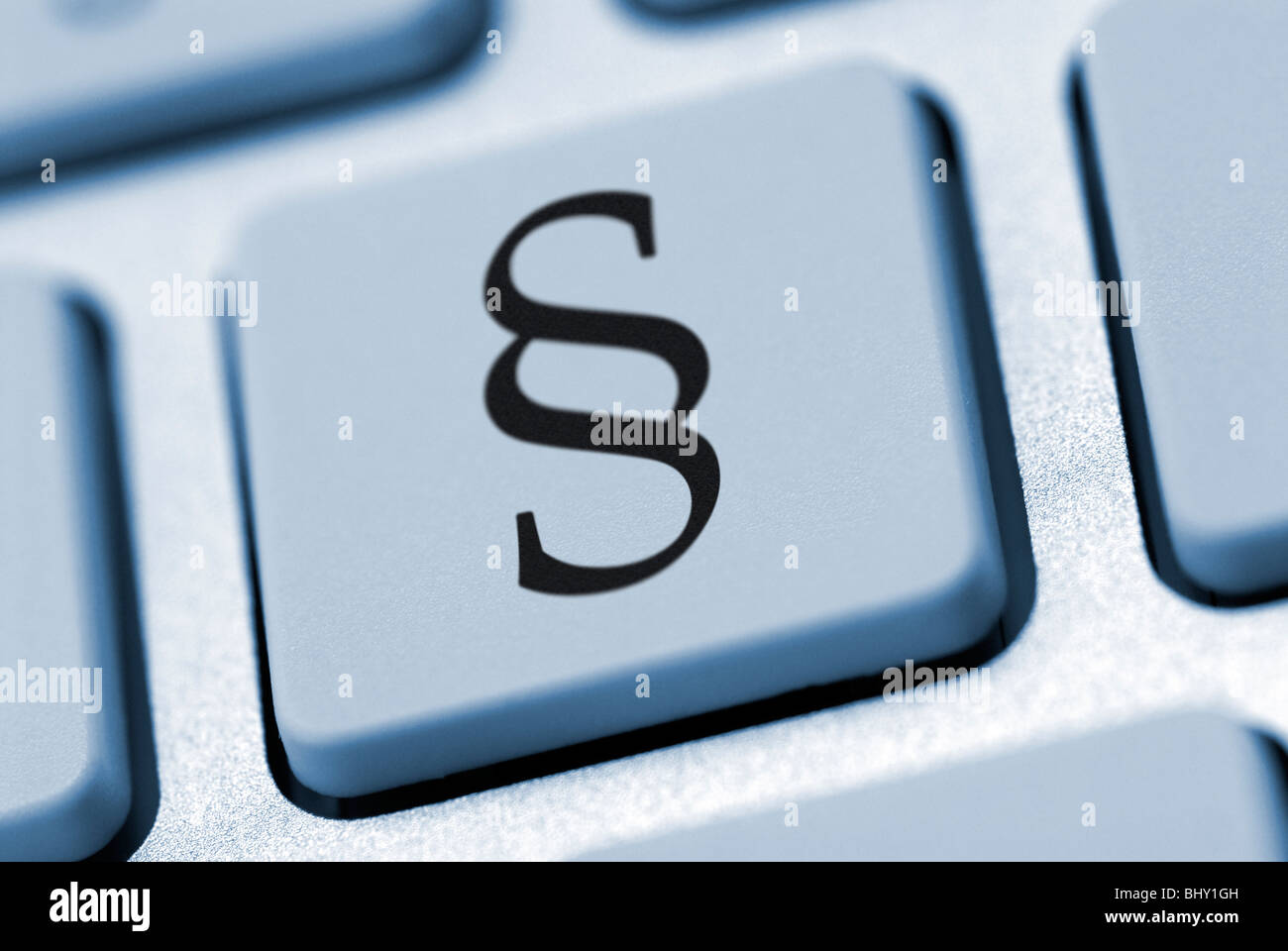 Paragraph symbol on computer keyboard -Fotos und -Bildmaterial in hoher  Auflösung – Alamy