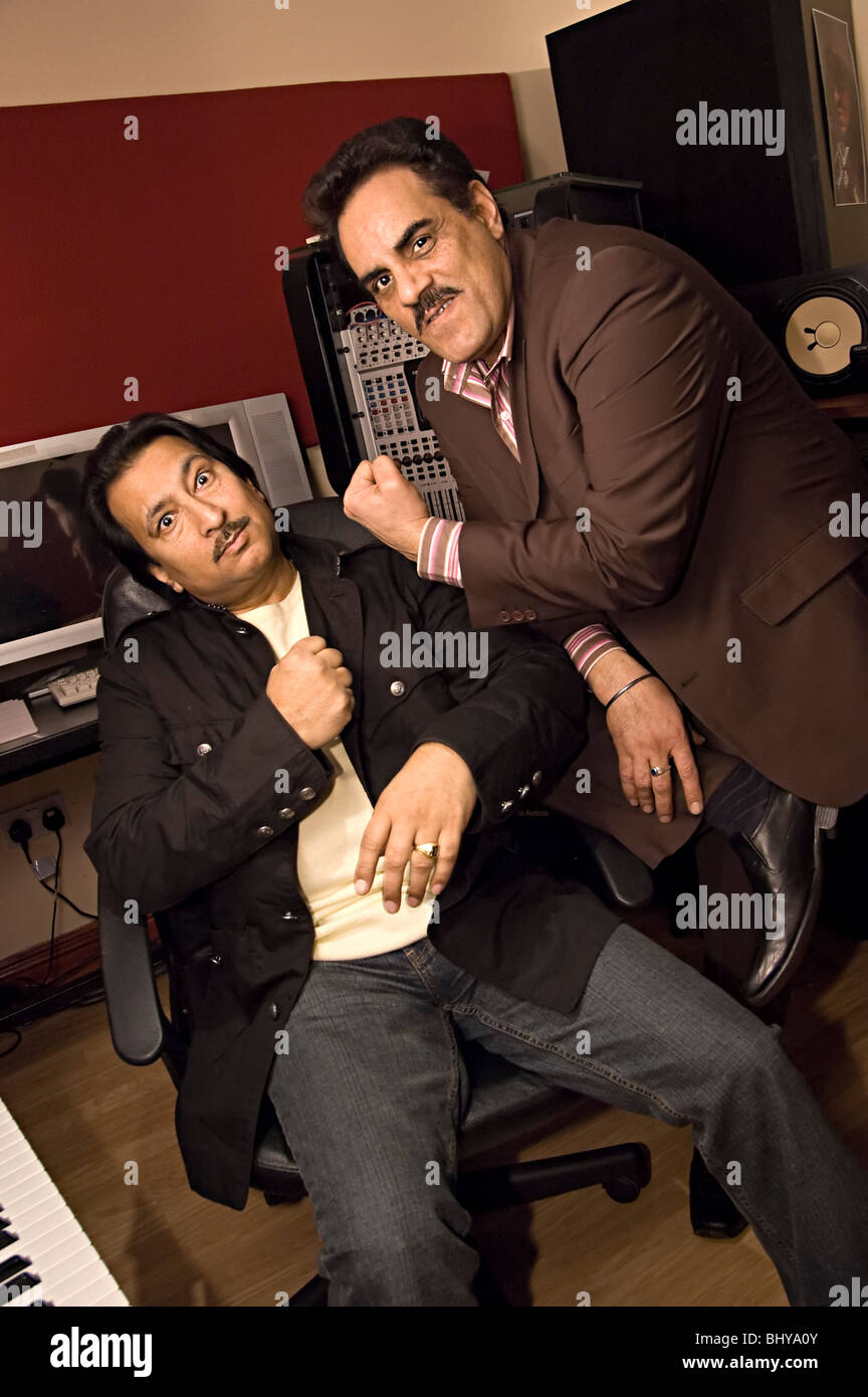 Heera group uk bhupinder bhindi and palvinder dhami bhangra Fotos und