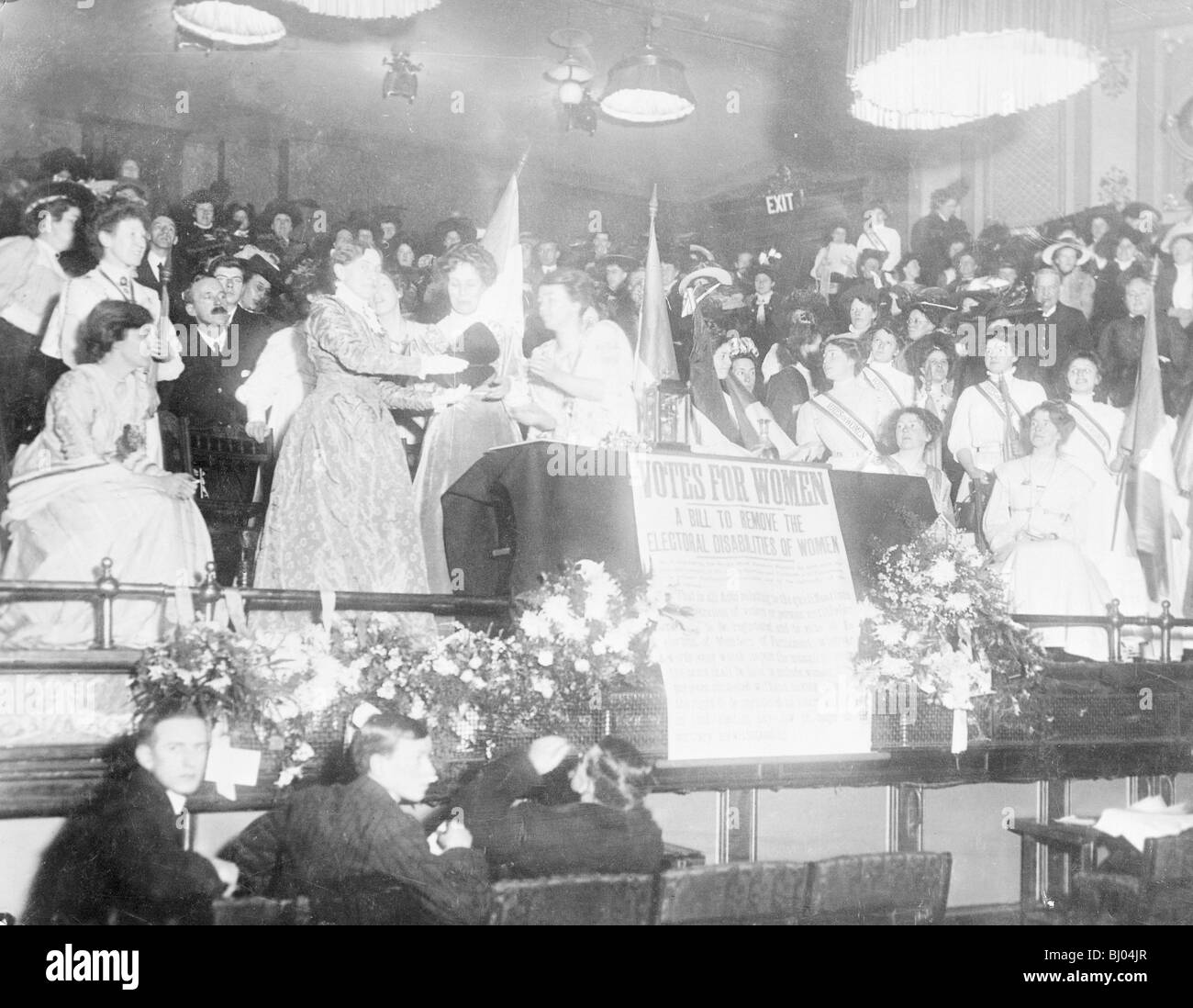 Emmeline Pankhurst, Langham Place, London, 14. Januar 1909. Artist: Unbekannt Stockfoto