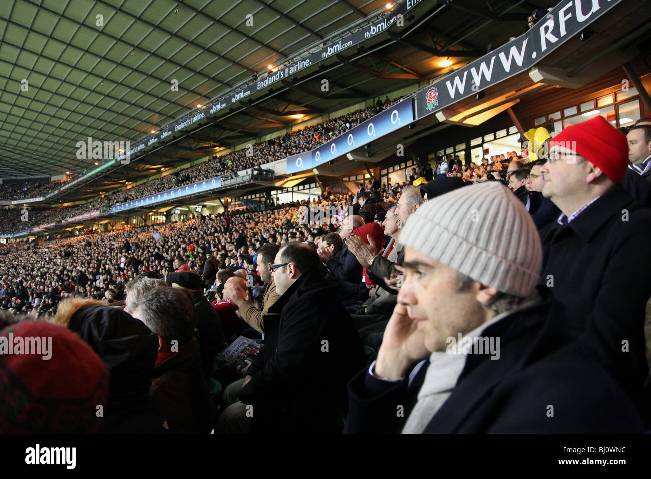 Twickenham Stadium Masse für England gegen Wales 2010 Stockfoto