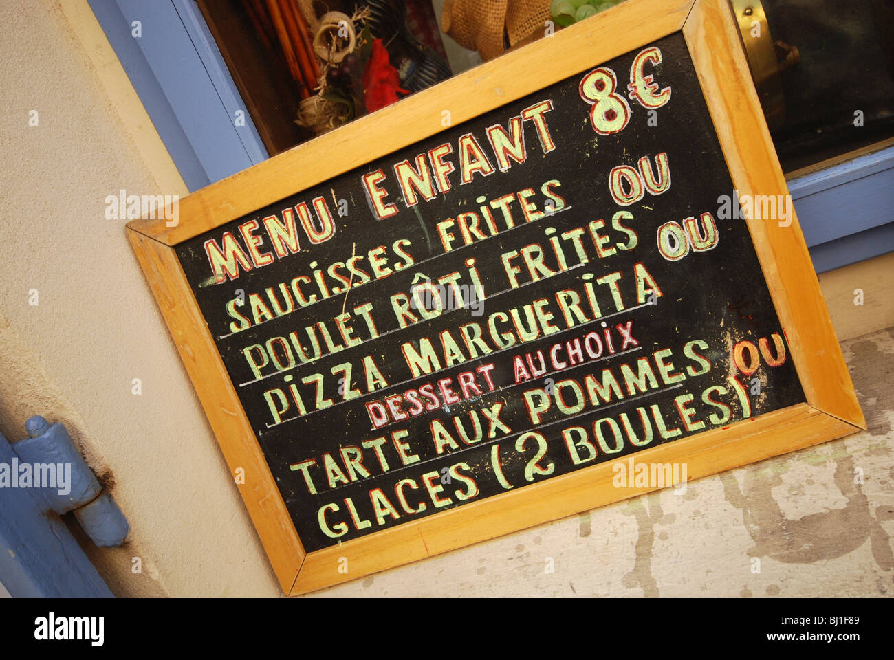 Menü im Restaurant Paris Montmartre-Paris-Frankreich Stockfoto