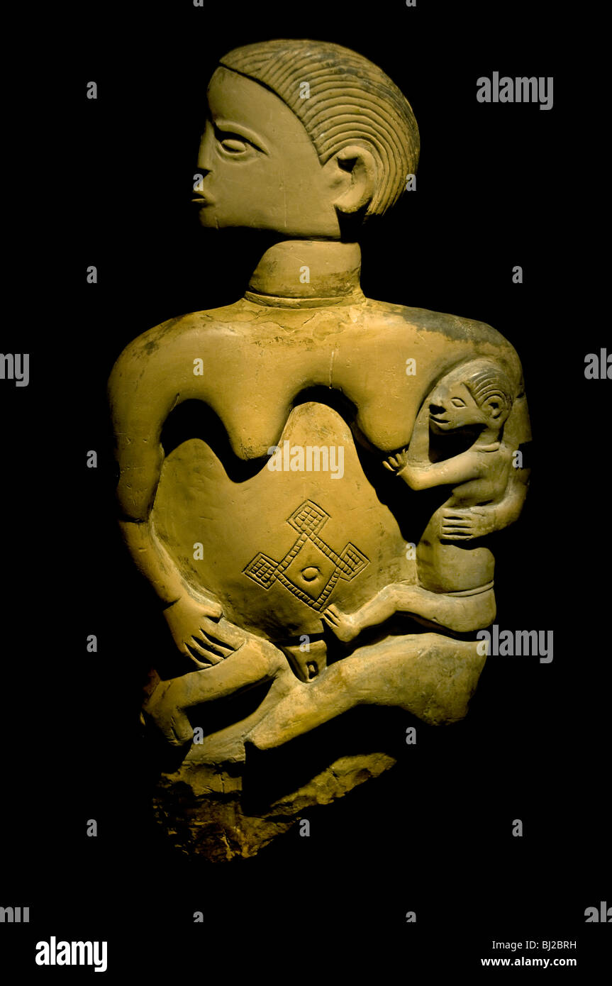 Mutter Sohn Tochter Kongo Kinshasa Zaire Kunst Afrika 1850 / 1900 Stockfoto