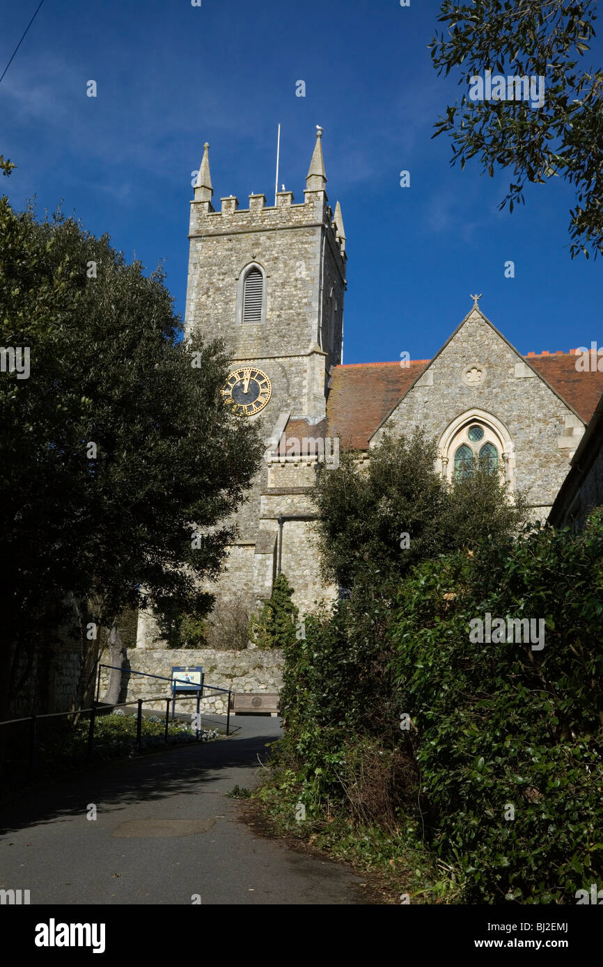 Foto von St Leonards Kirche in Hythe, Kent Stockfoto