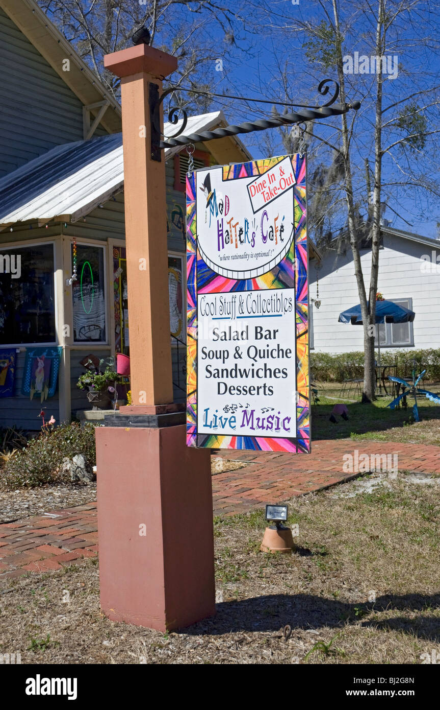 Mad Hatters Café & Collectibles High Springs Florida Stockfoto