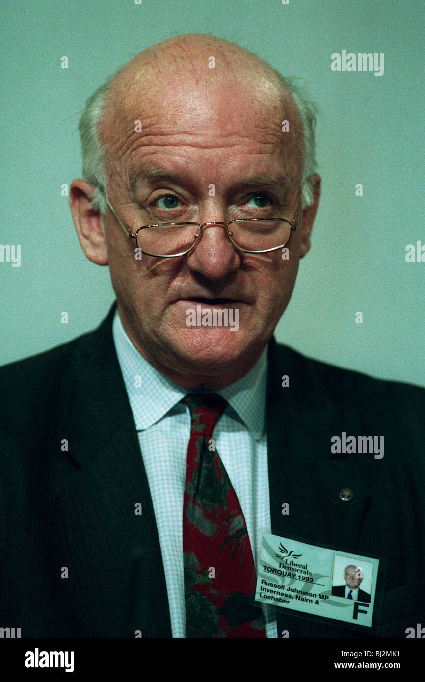 SIR RUSSELL JOHNSTON MP LIB DM PARTY INVERNESS 30. September 1993 Stockfoto