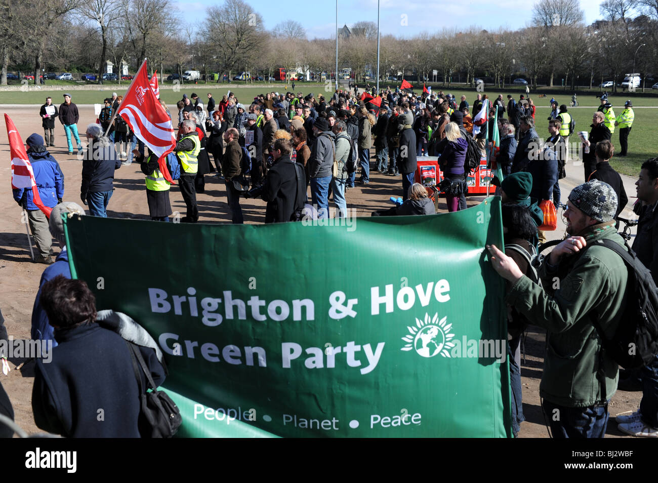 Brighton und Hove grünen Teilnahme an einer Demonstration gegen den Verlust von Arbeitsplätzen Stockfoto