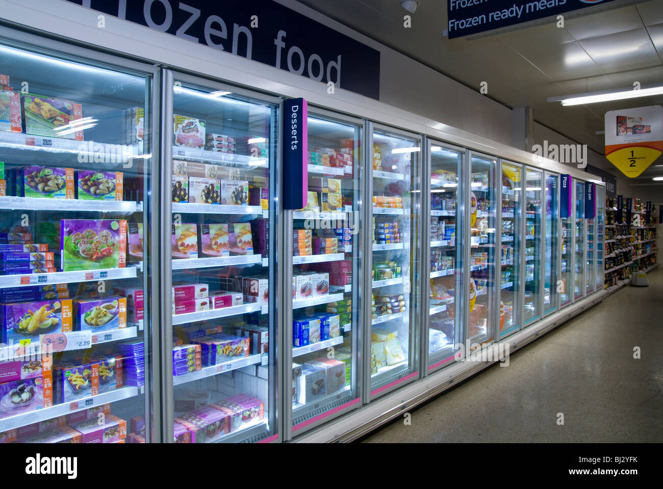 Sainsbury Liphook Tiefkühlkost Schränke Stockfoto